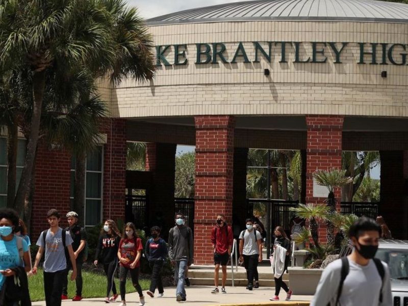 Students leave Lake Brantley High School after the final bell on Thursday, August 27, 2020. The Seminole County school district, like its counterparts across the state, opened schools for in-person classes this month.(Stephen M. Dowell/Orlando Sentinel) (Stephen M. Dowell/Orlando Sentinel)